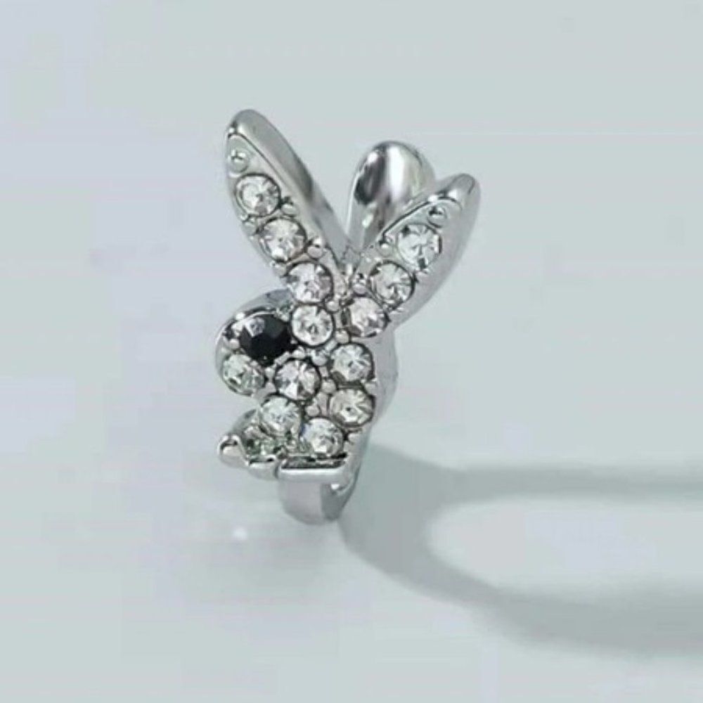 SILVER DIAMOND PLAYBOY NOSE CUFF
